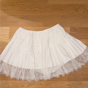 White Lace Trim Pleated Women’s Skirt
